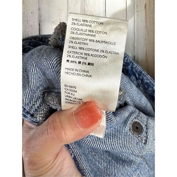 Anthropologie Pilcro Paisley Floral Printed High Rise Trouser Bootcut Buttonfly - Picture 9 of 14